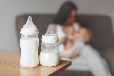 母奶 vs. 配方奶，到底哪種最適合
